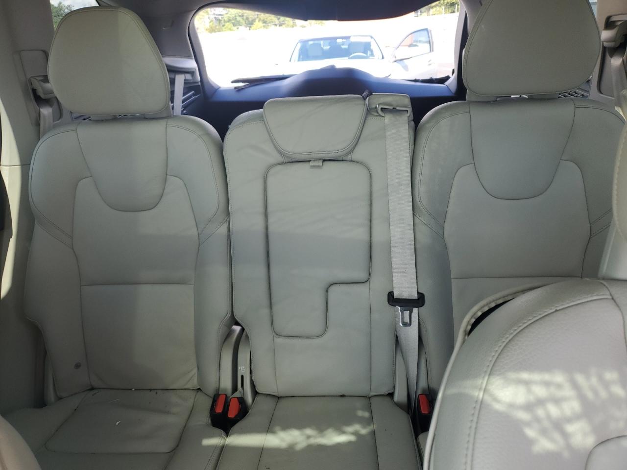 VOLVO XC90 T6 MOMENTUM