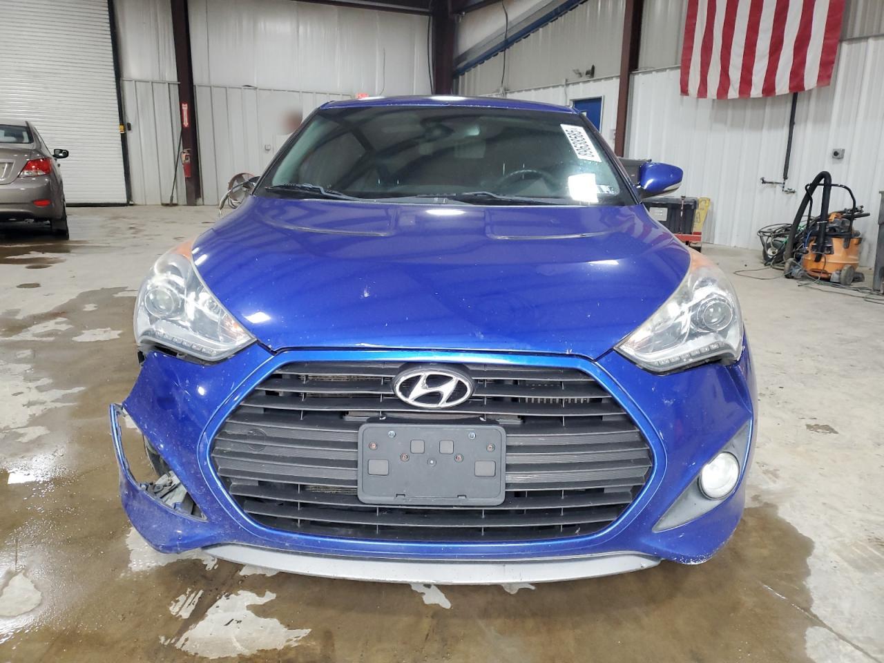 HYUNDAI VELOSTER TURBO