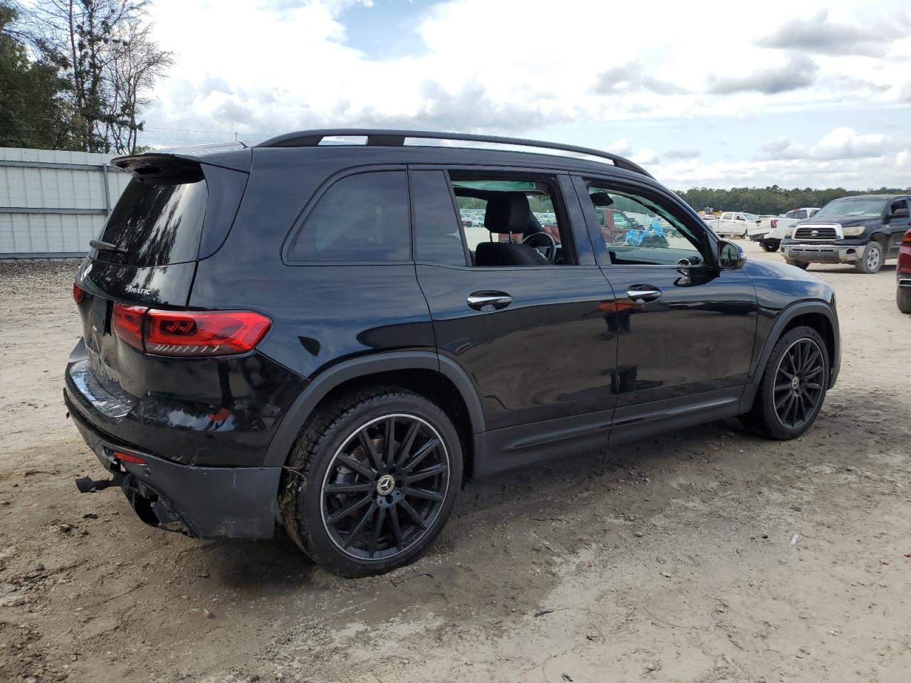 MERCEDES-BENZ GLB-CLASS 250 4MATIC