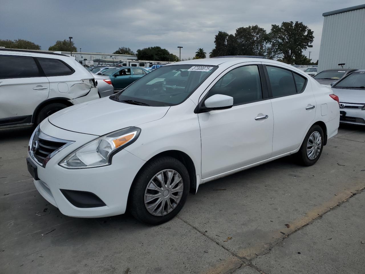NISSAN VERSA S