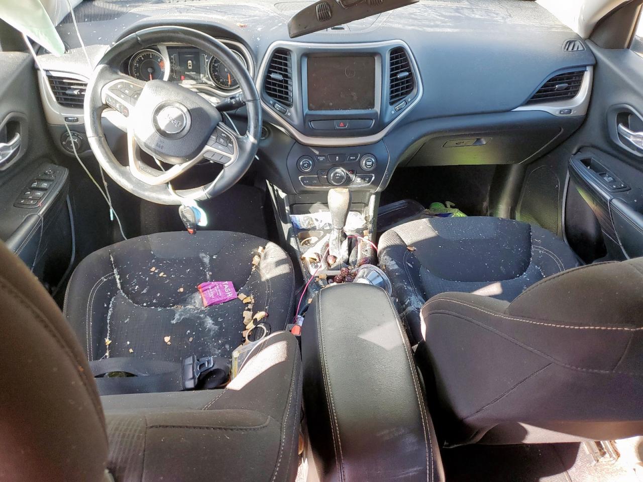 JEEP GRAND CHEROKEE LATITUDE