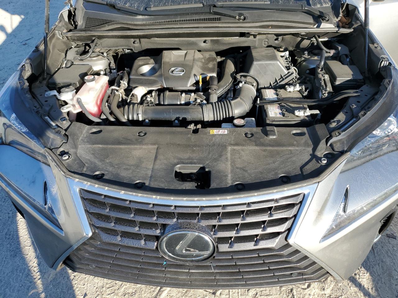 LEXUS NX 300 BASE