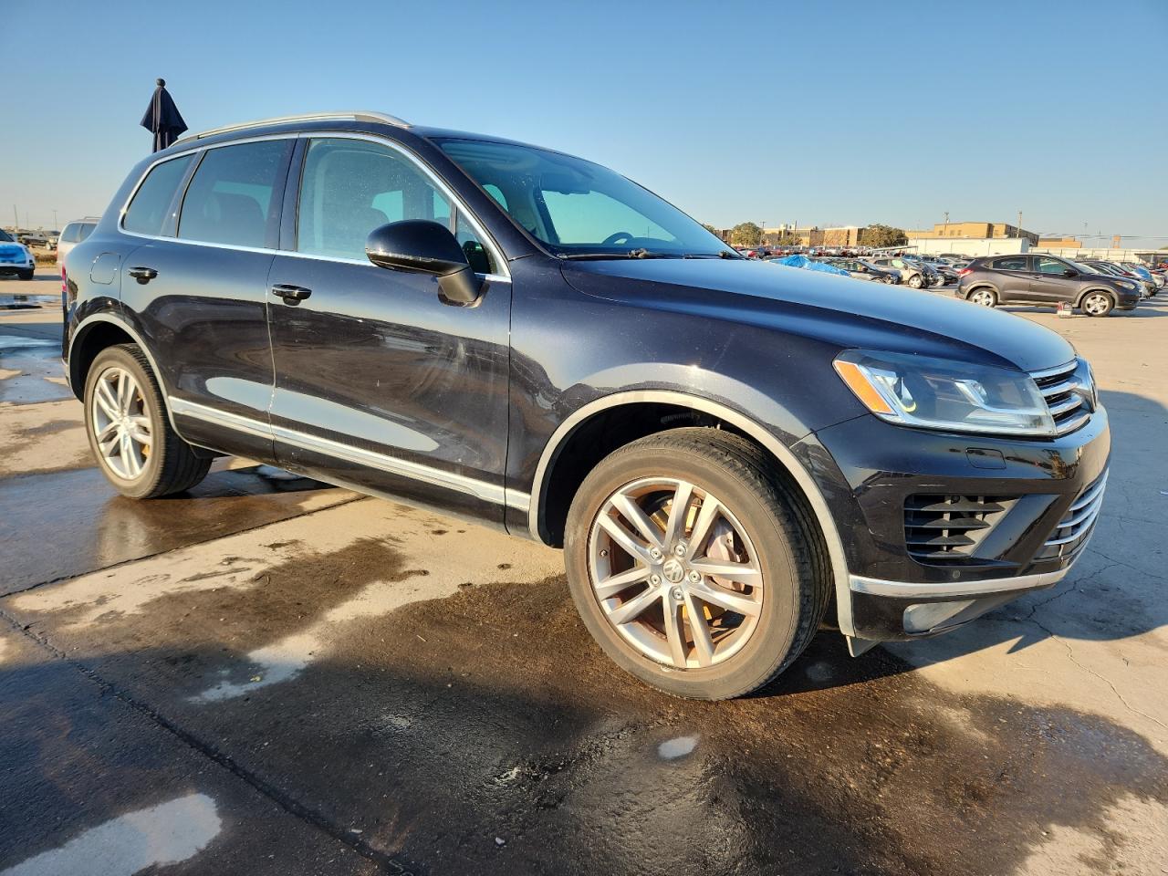 VOLKSWAGEN TOUAREG SPORT