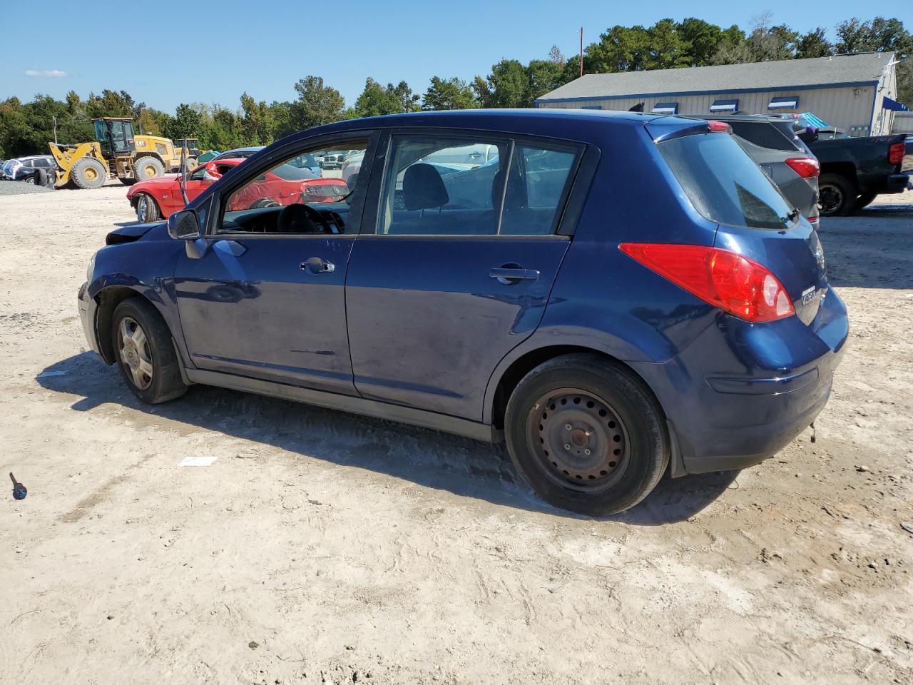 NISSAN VERSA S