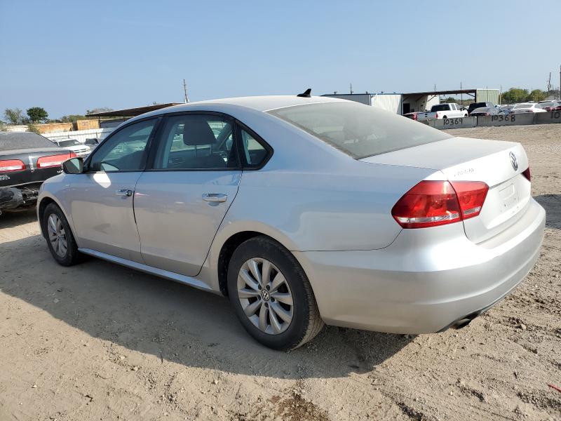 2015 VOLKSWAGEN PASSAT S - 1VWAT7A33FC058959