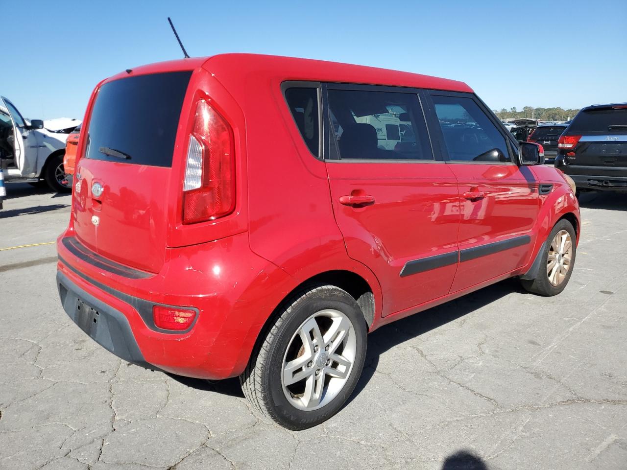 KIA SOUL +