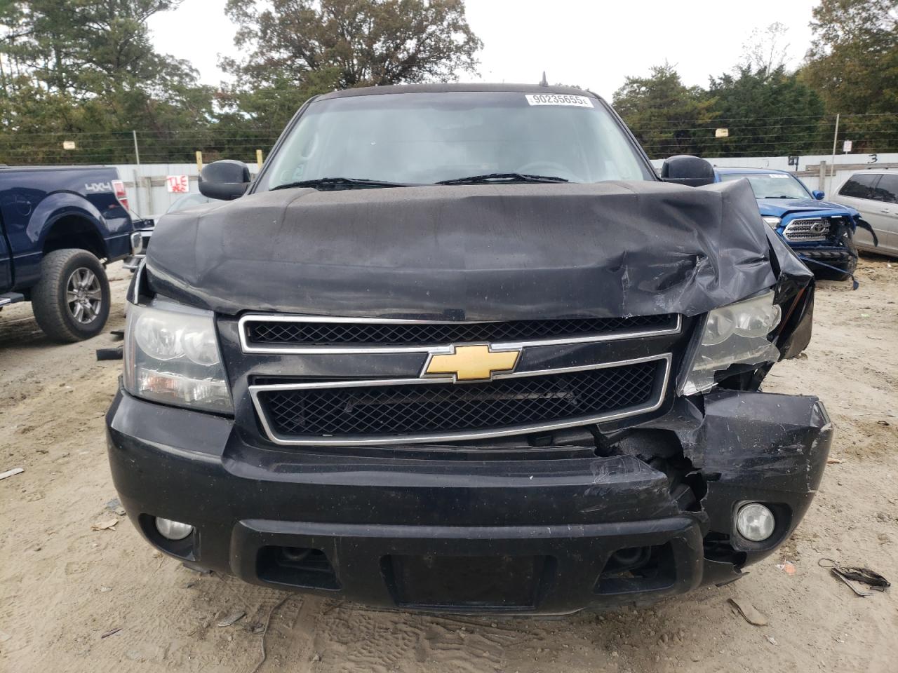CHEVROLET TAHOE K1500 LT
