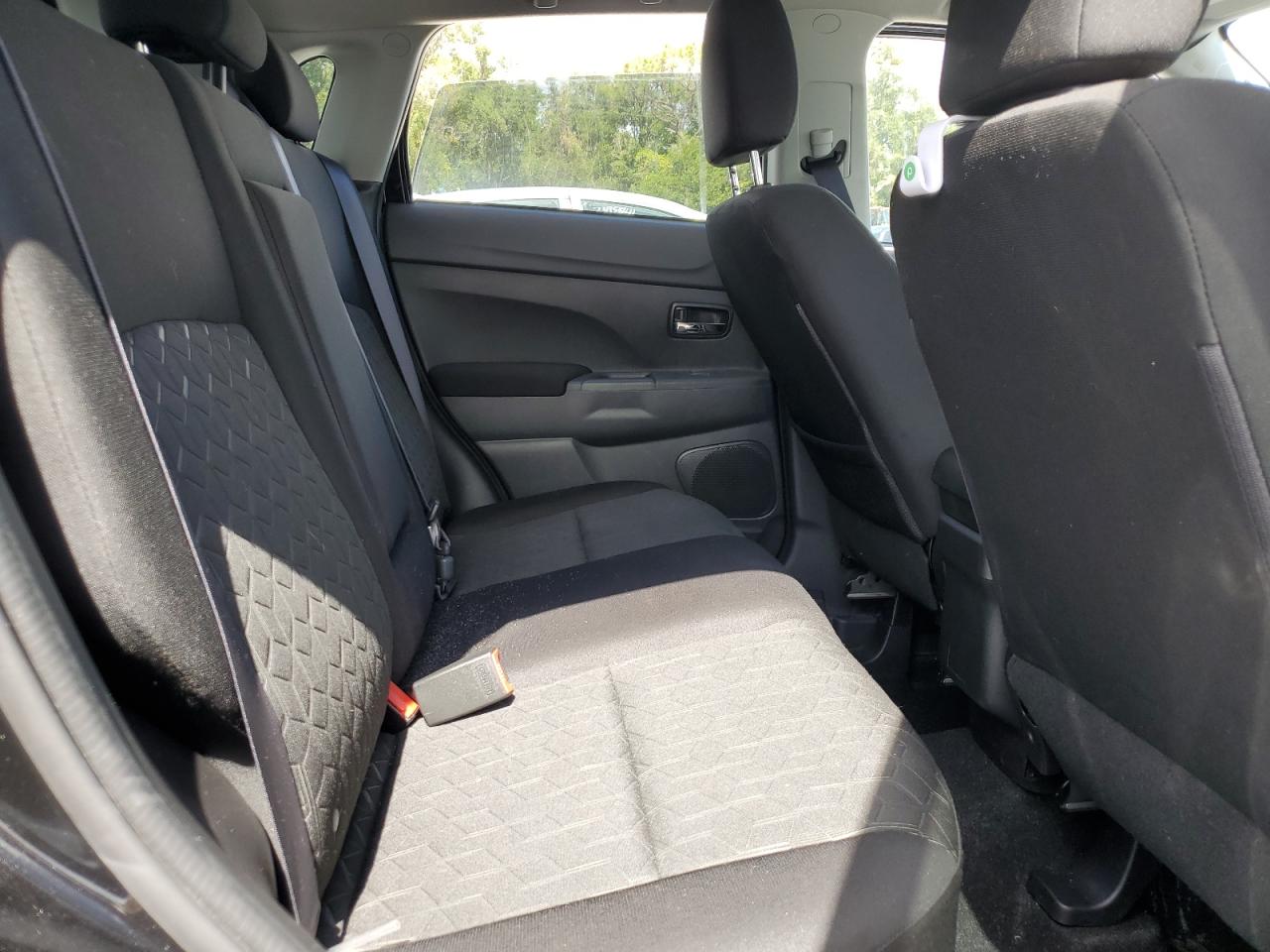 MITSUBISHI OUTLANDER S/SE