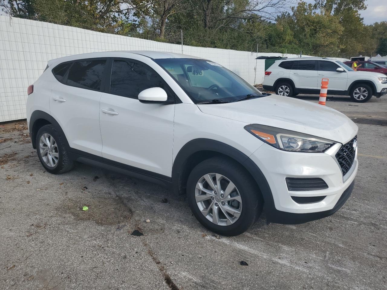 HYUNDAI TUCSON SE