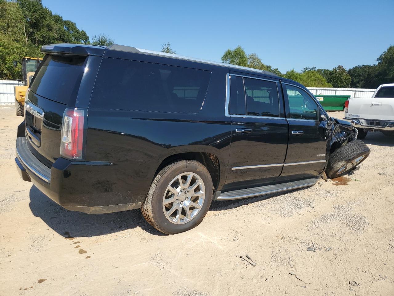 GMC YUKON DENALI