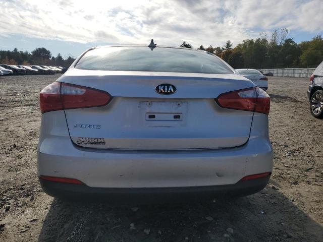 2016 KIA FORTE LX - KNAFK4A6XG5511515