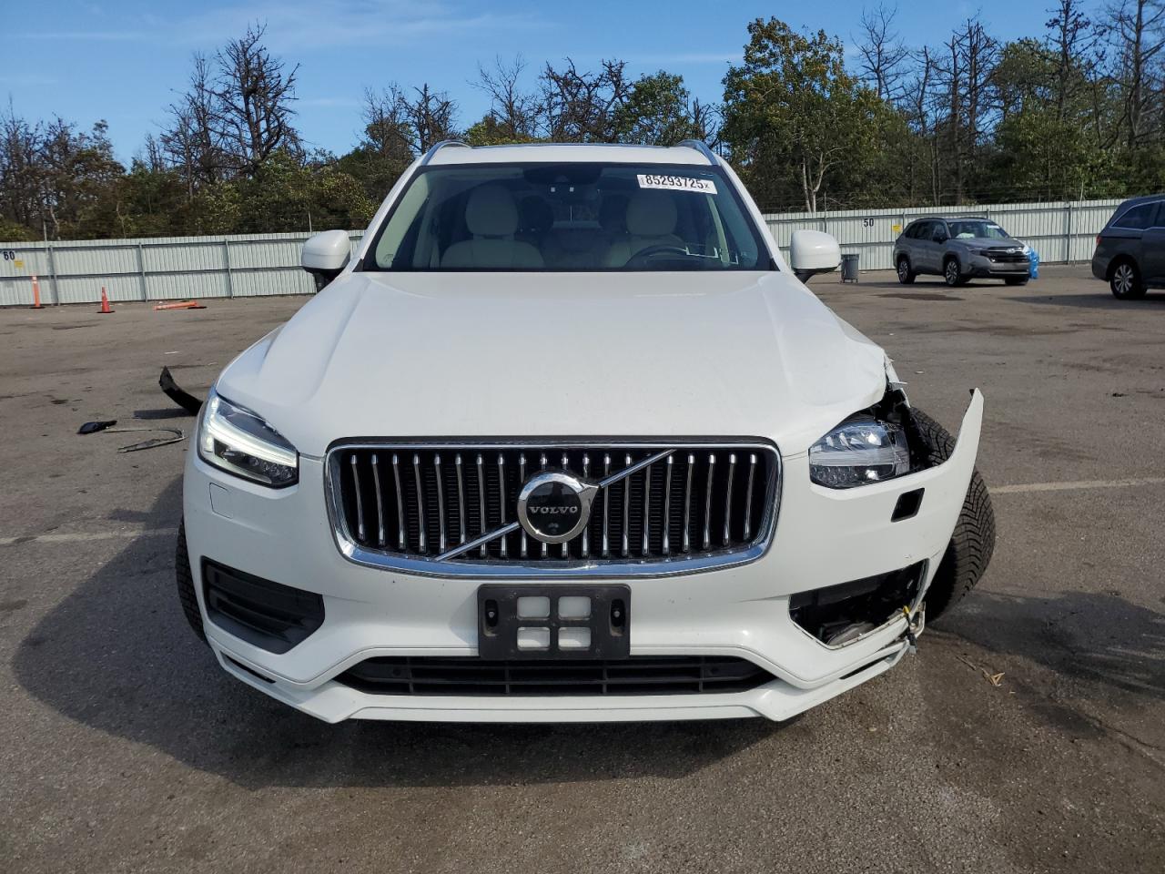 VOLVO XC90 T5 MOMENTUM