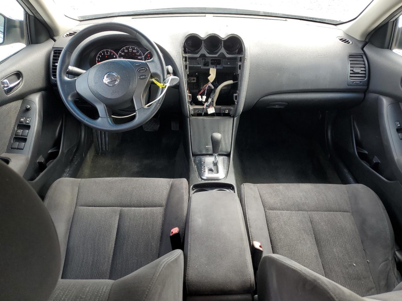 NISSAN ALTIMA BASE
