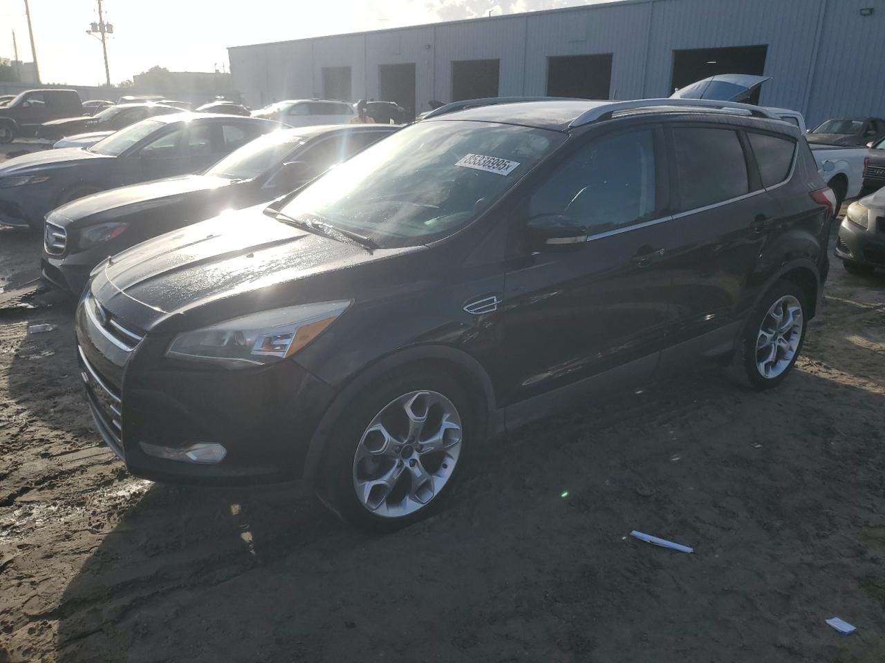 FORD ESCAPE TITANIUM