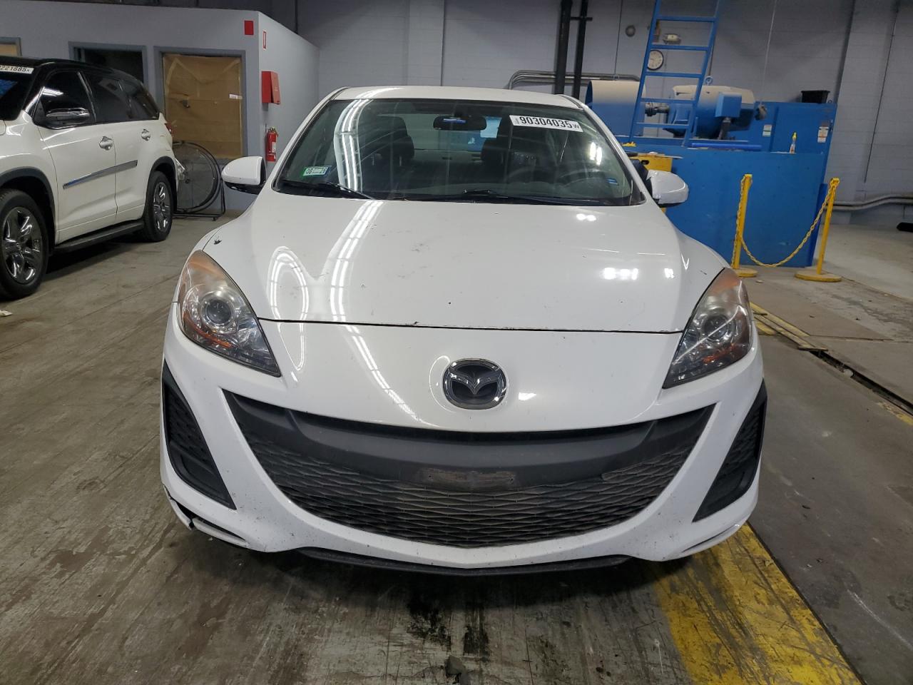 MAZDA 3 I