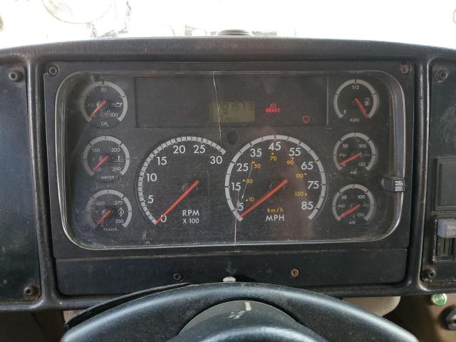2005 FREIGHTLINER SAF-T-LINER C2 #3276985294