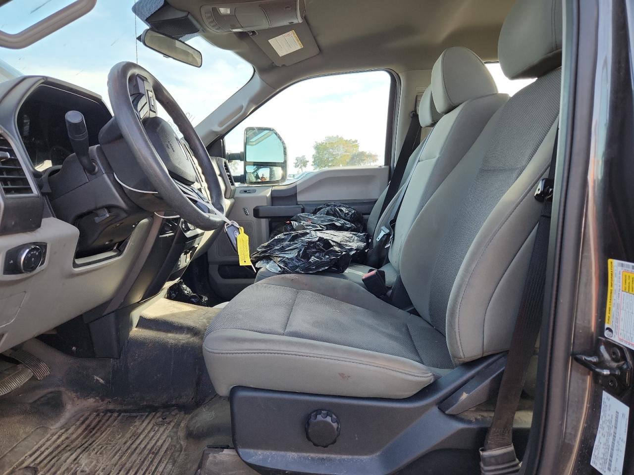 FORD F-250 SUPER DUTY