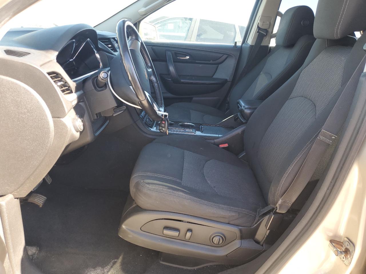 CHEVROLET TRAVERSE LT