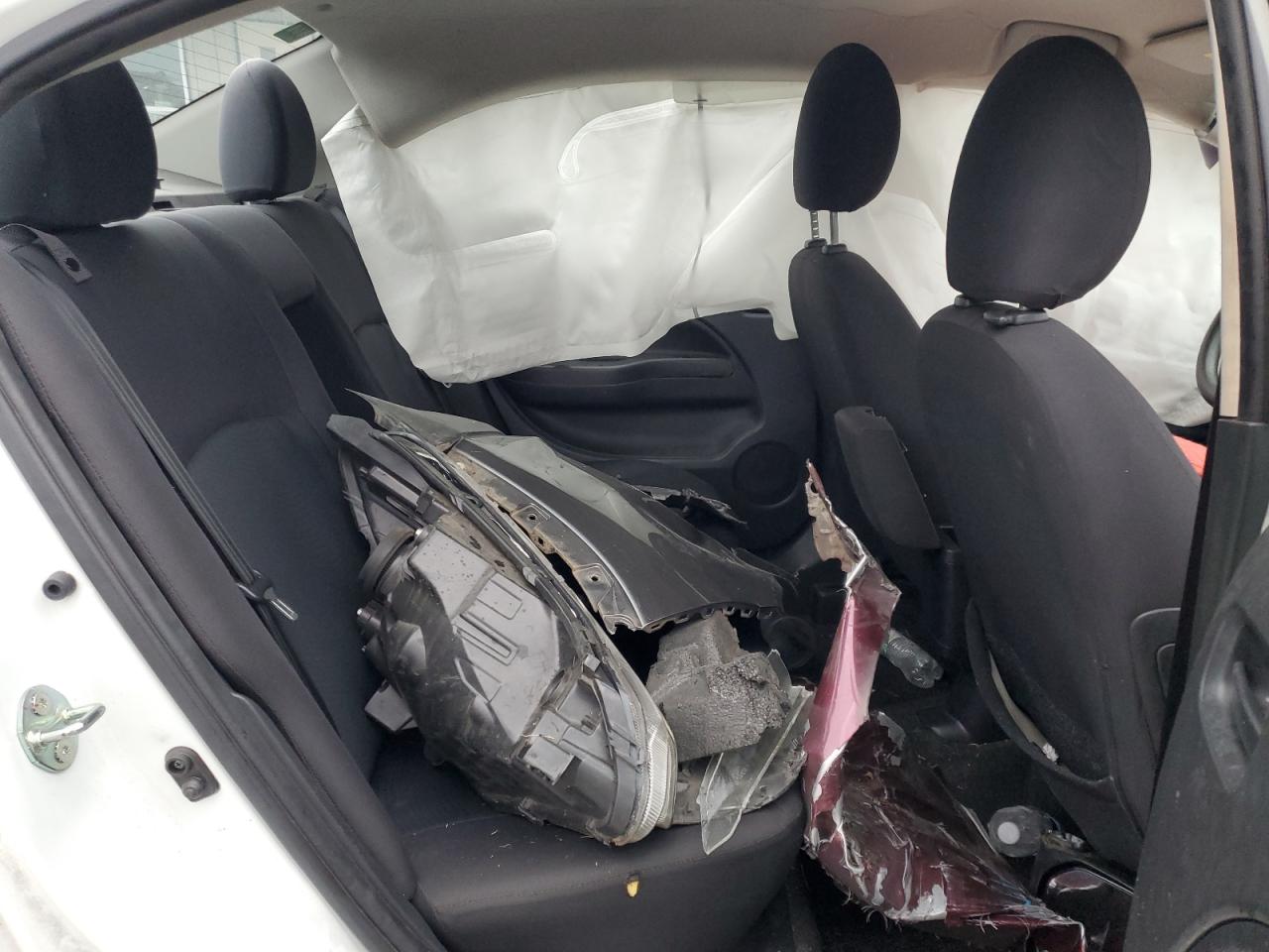 MITSUBISHI MIRAGE G4 ES