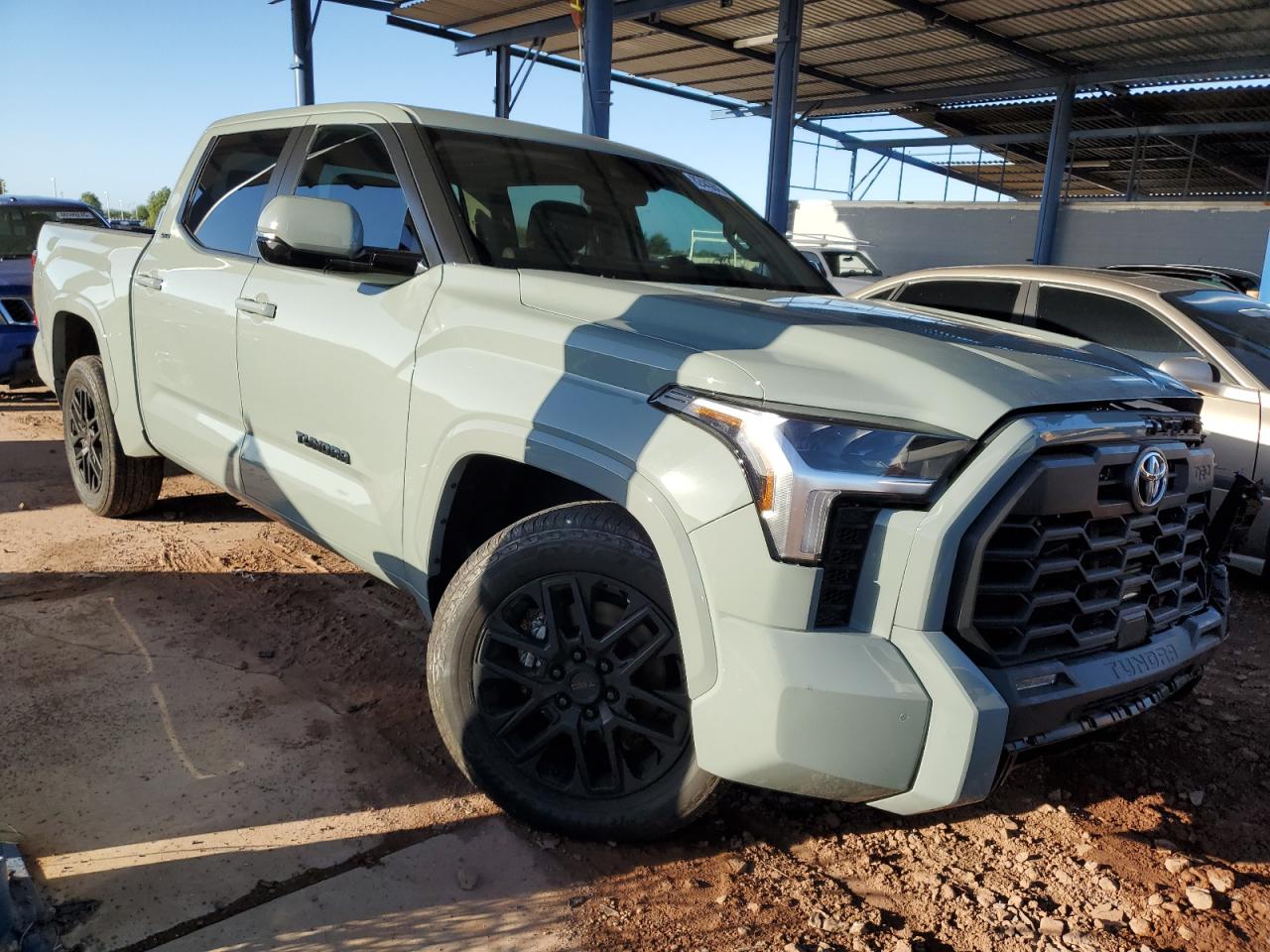 TOYOTA TUNDRA CREWMAX SR