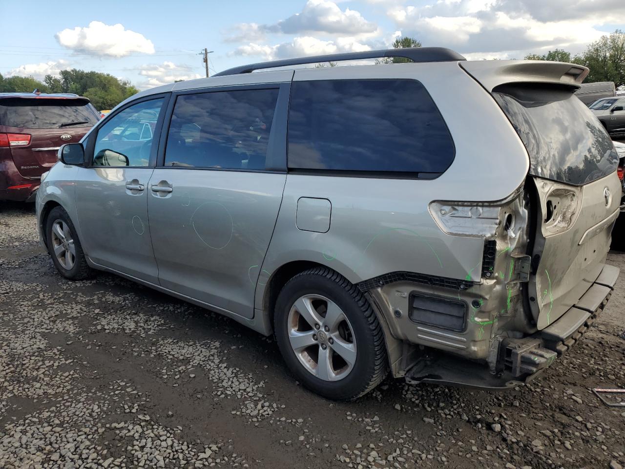 Lot #3284087606 2015 TOYOTA SIENNA LE