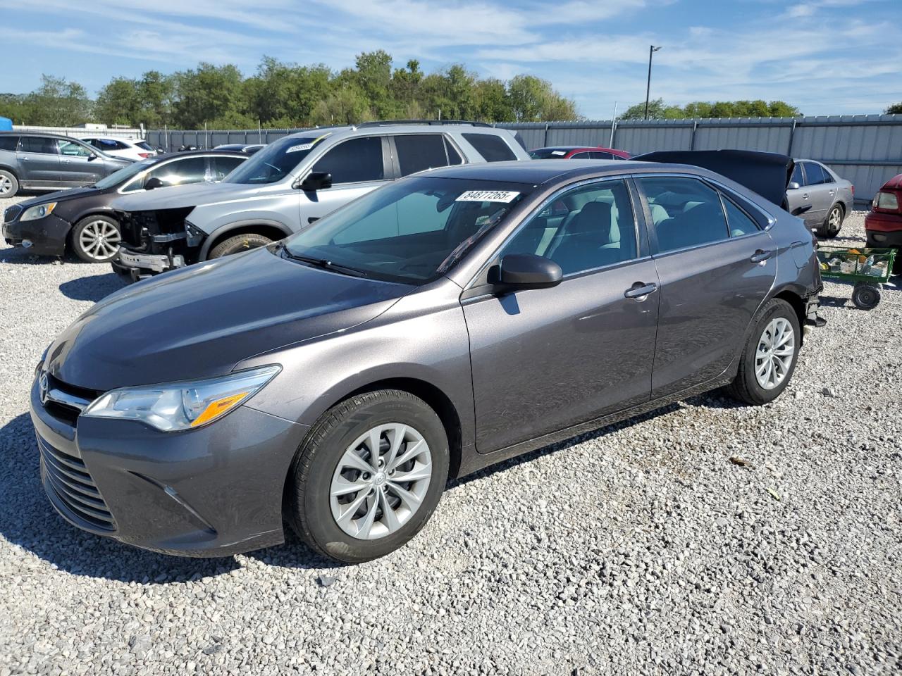TOYOTA CAMRY LE