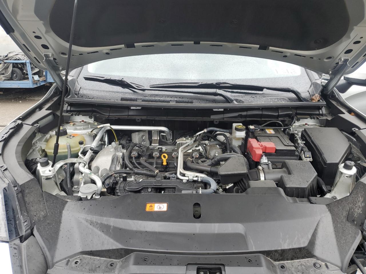 MITSUBISHI OUTLANDER SE