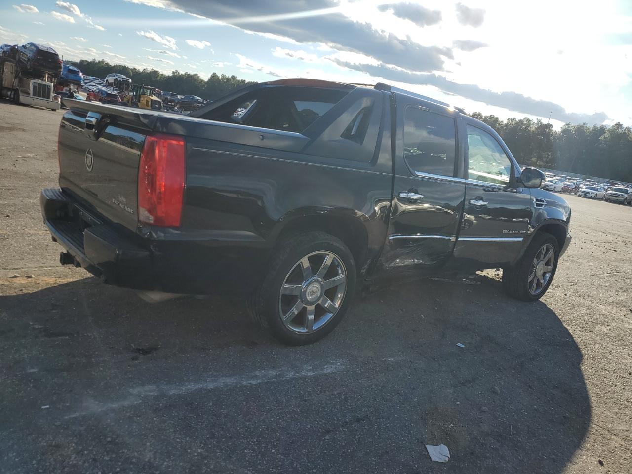 CADILLAC ESCALADE EXT PREMIUM