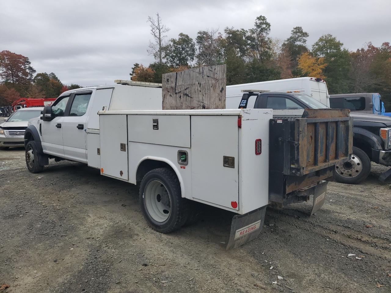 FORD F-550 SUPER DUTY