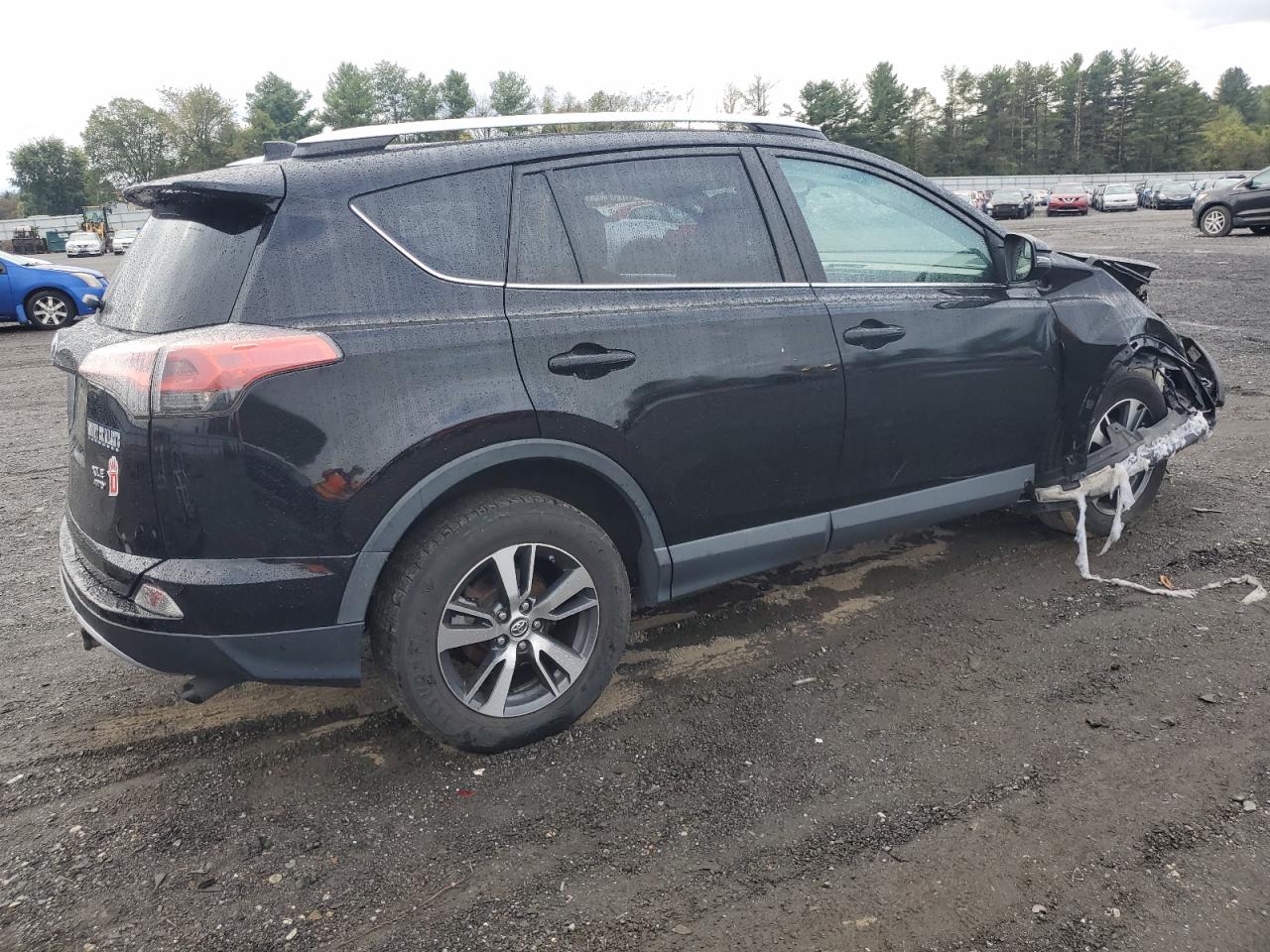 TOYOTA RAV4 XLE