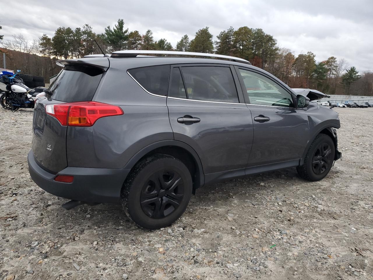 TOYOTA RAV4 LE