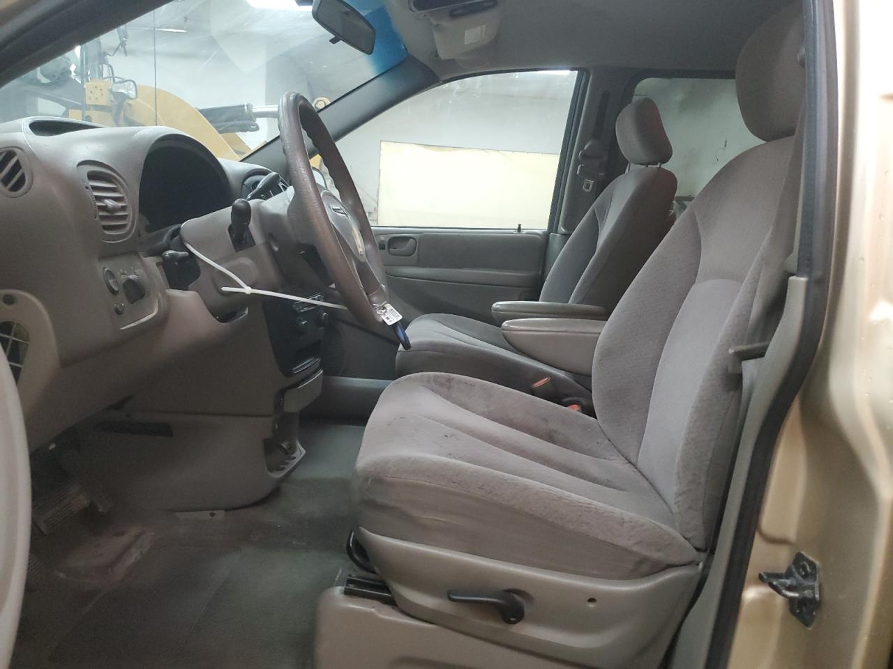 Lot #3277076176 2001 CHRYSLER VOYAGER LX