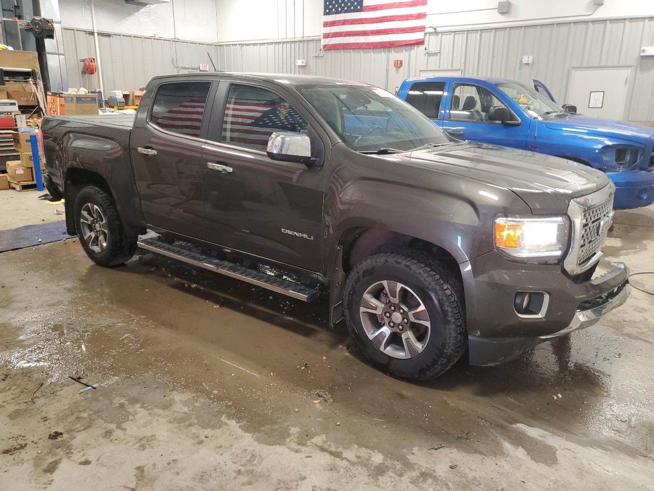 GMC CANYON DENALI