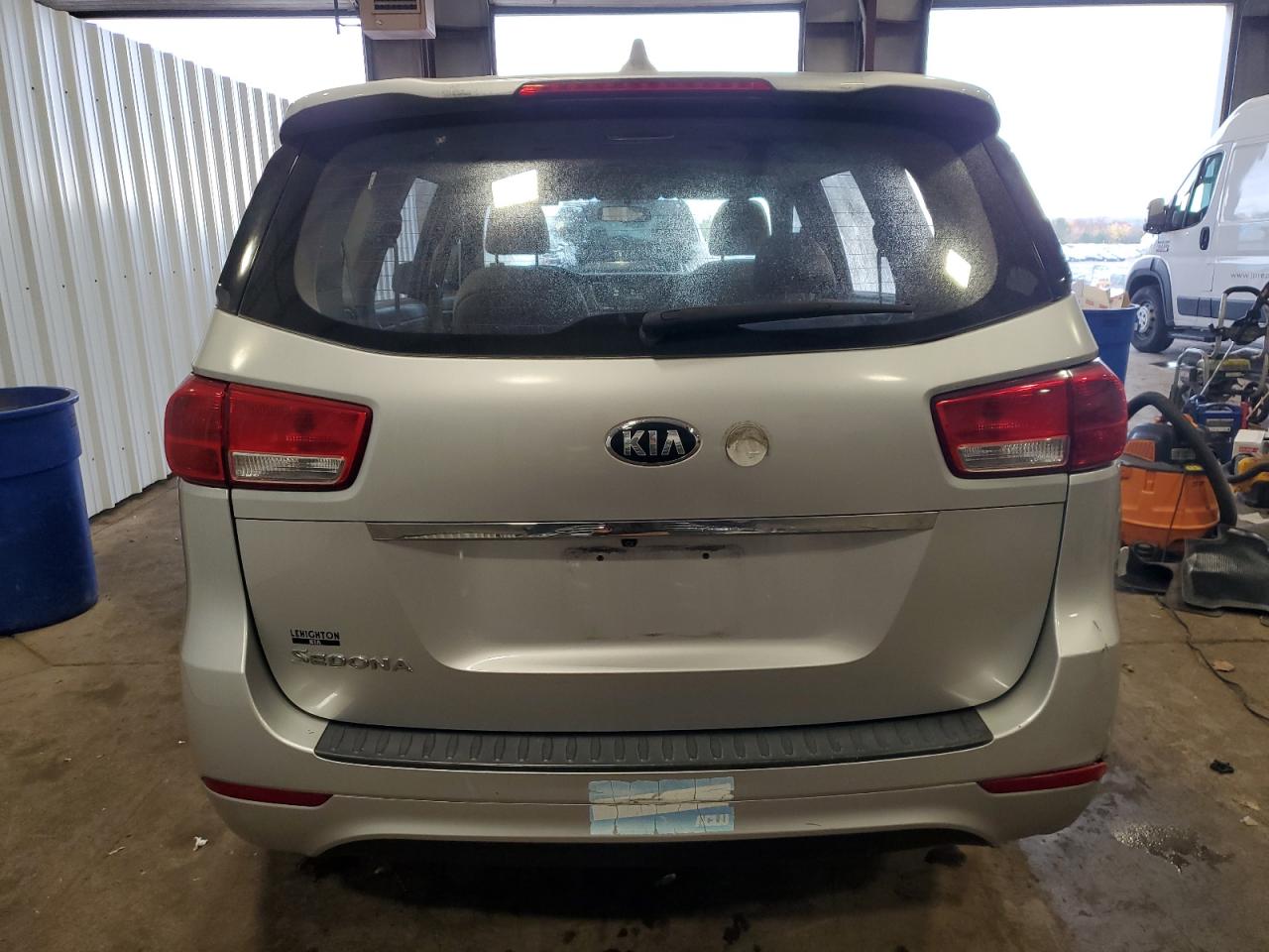 KIA SEDONA L