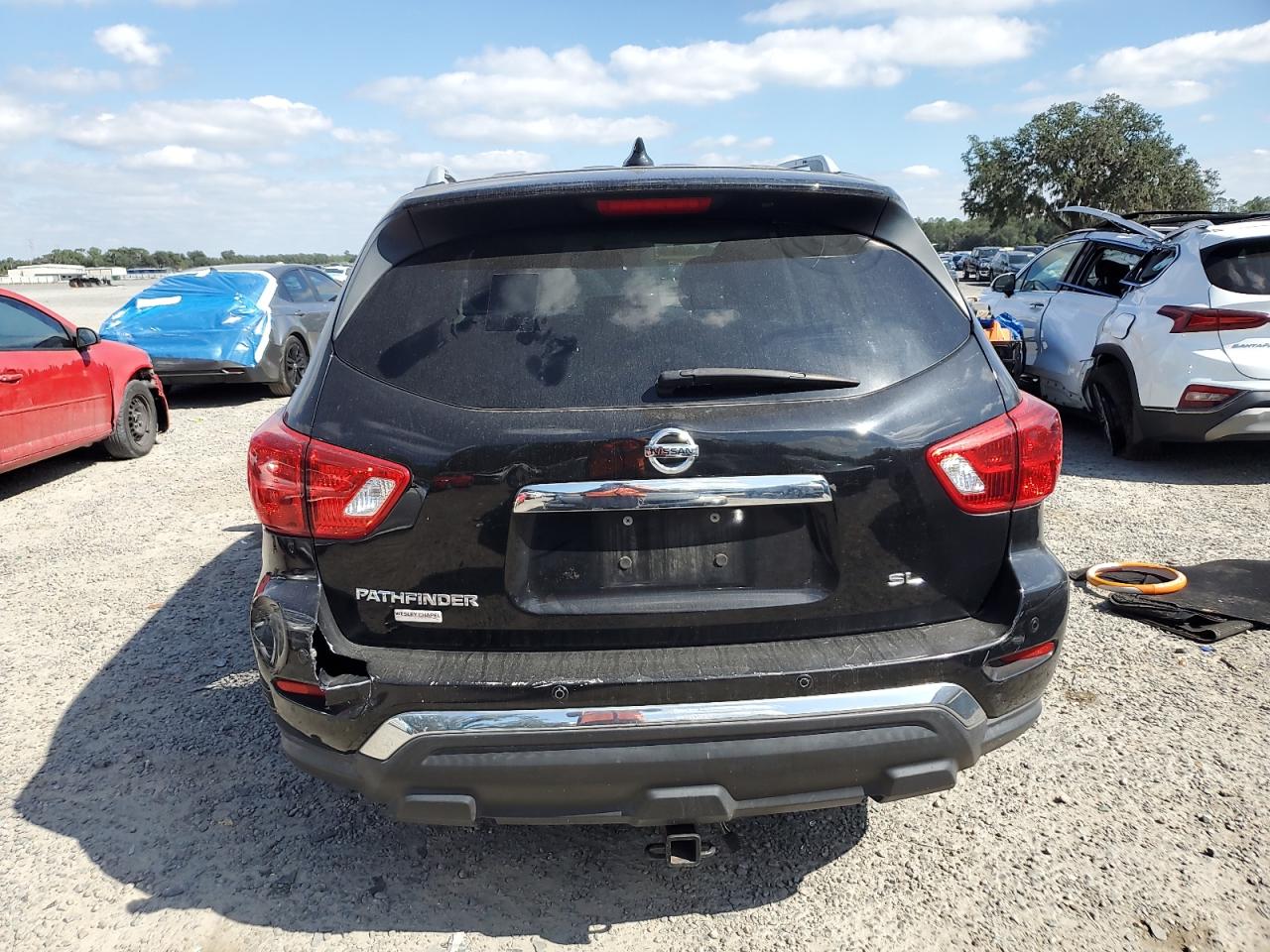 NISSAN PATHFINDER SL