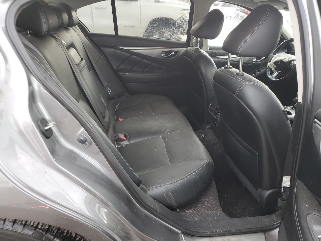 INFINITI Q50 HYBRID PREMIUM