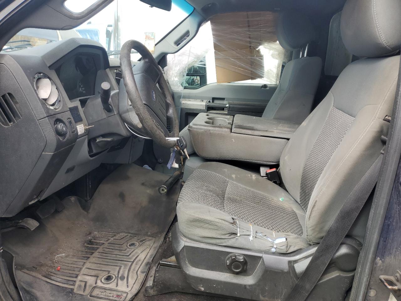 FORD F-550 SUPER DUTY