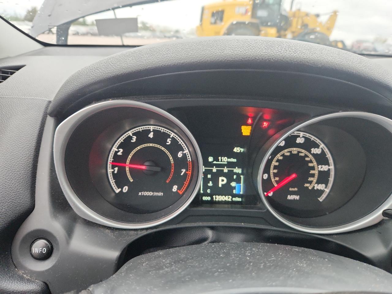 MITSUBISHI OUTLANDER ES