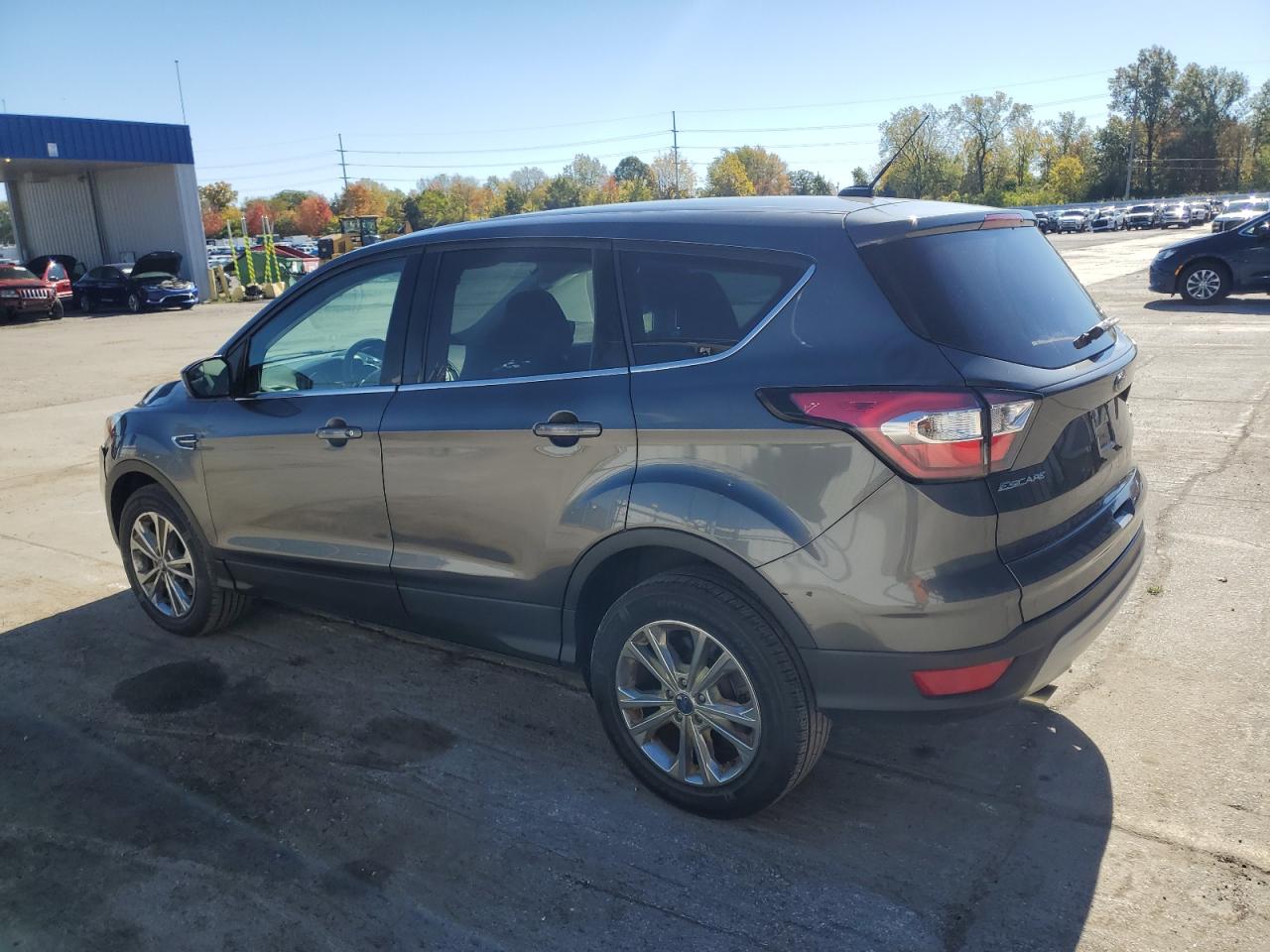 FORD ESCAPE SE