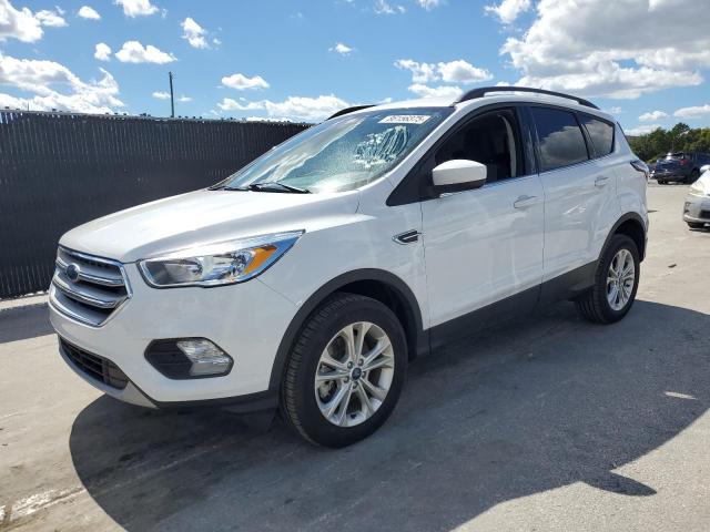 Global Auto Auctions: 2018 FORD ESCAPE SE
