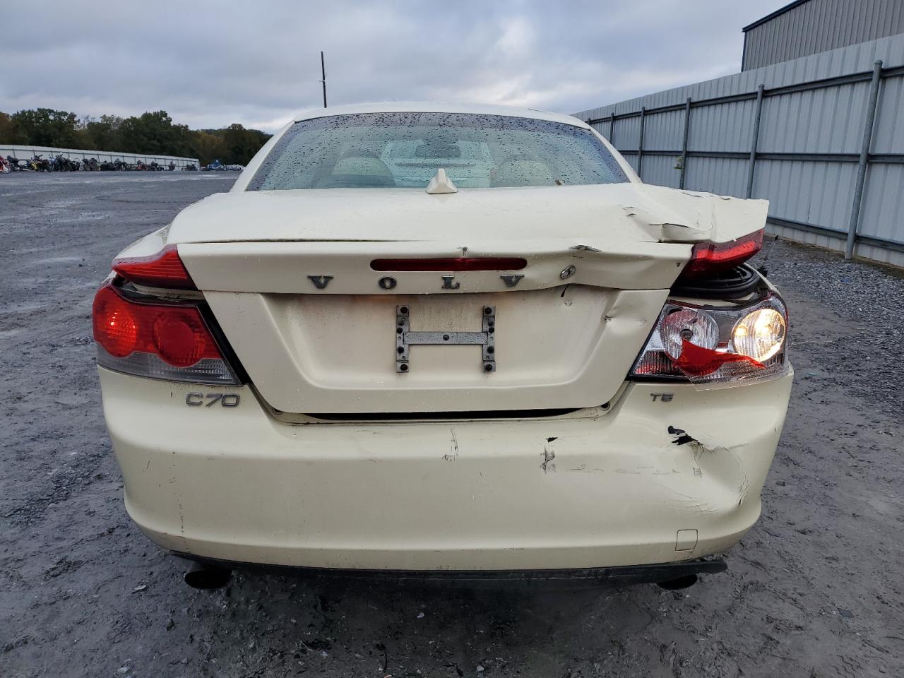 VOLVO C70 T5