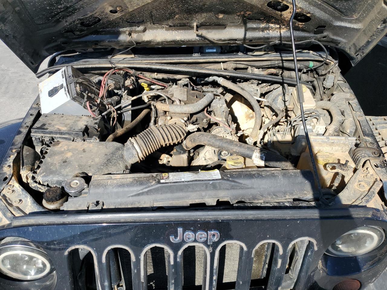 JEEP WRANGLER SAHARA