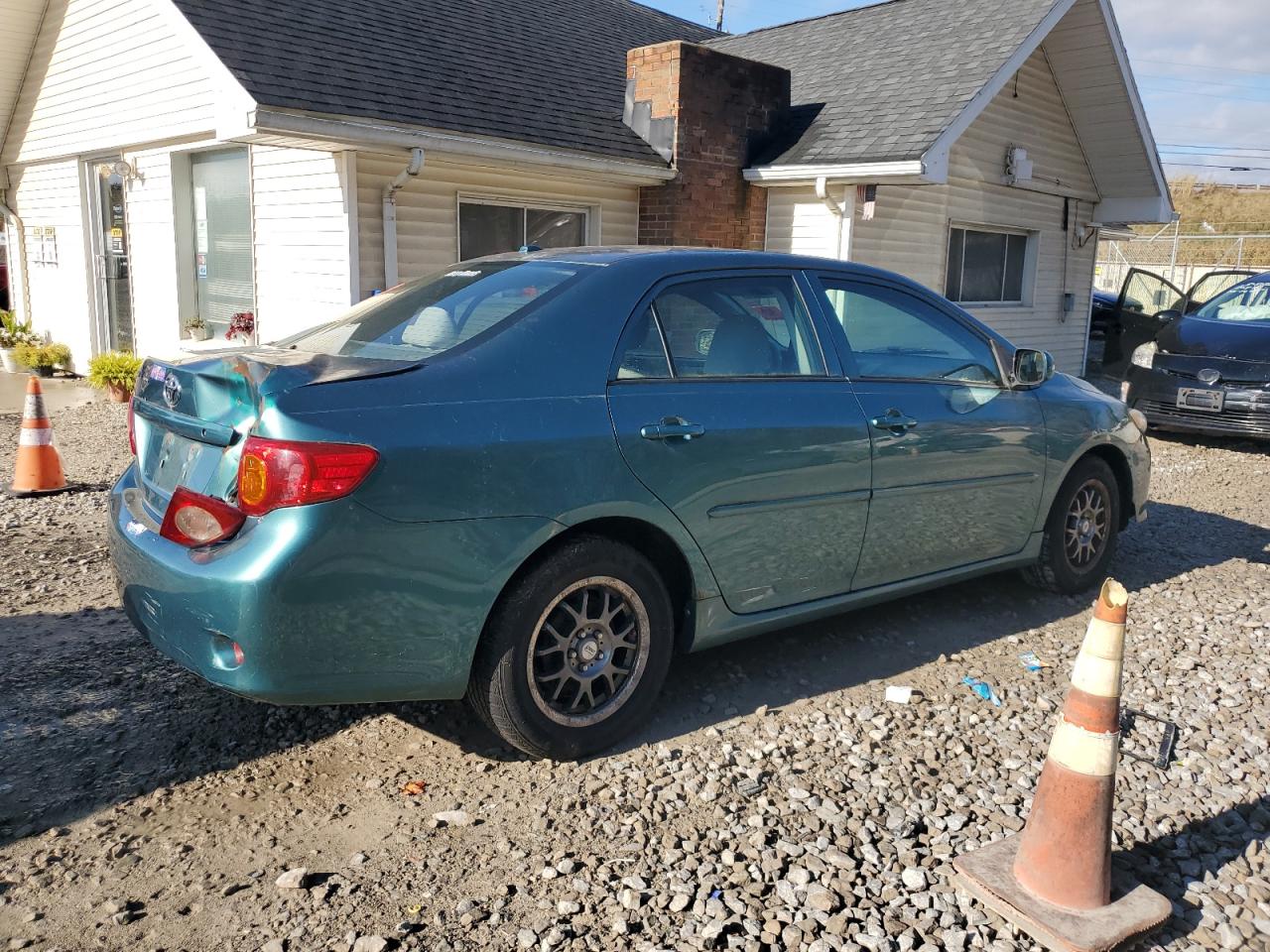 Lot #3268913218 2009 TOYOTA COROLLA BA