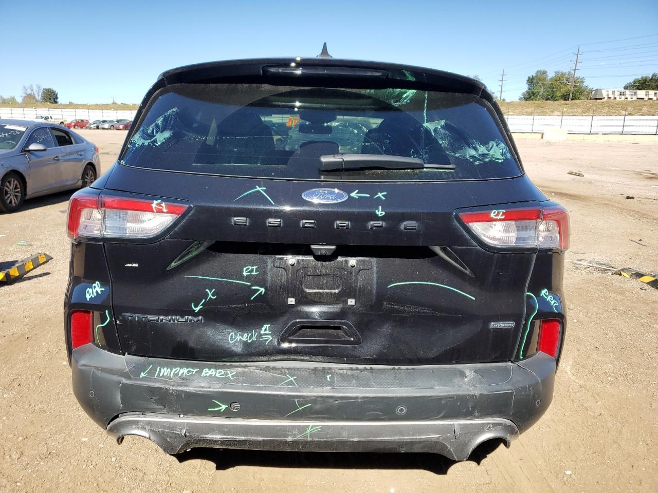 FORD ESCAPE TITANIUM