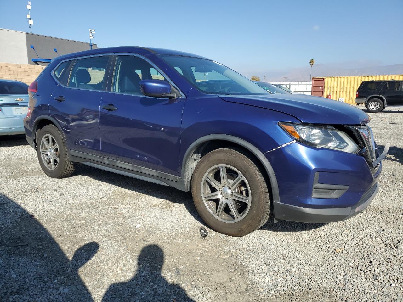 NISSAN ROGUE S