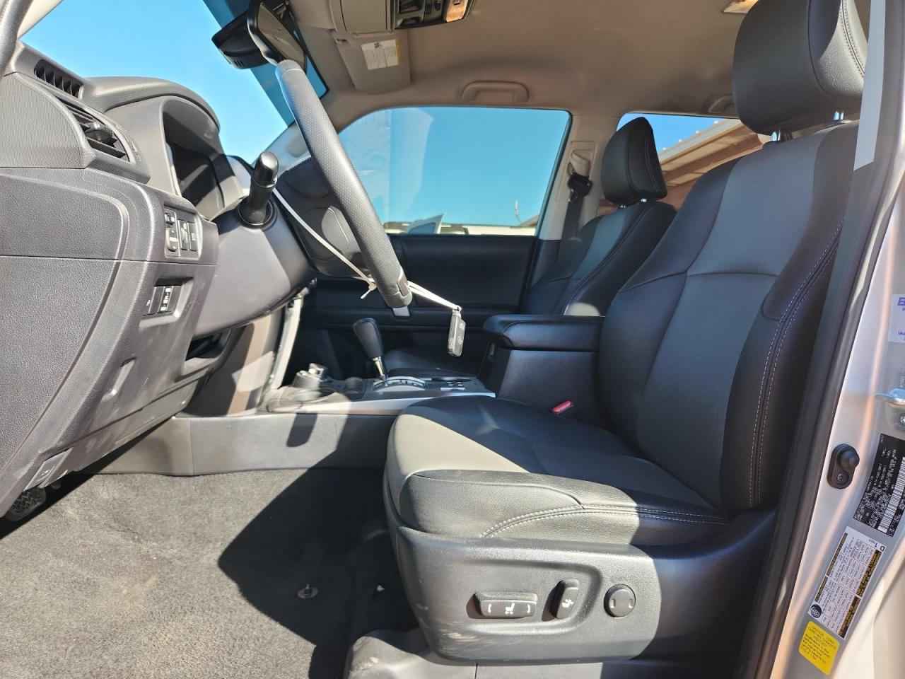 TOYOTA 4RUNNER SR5/SR5 PREMIUM