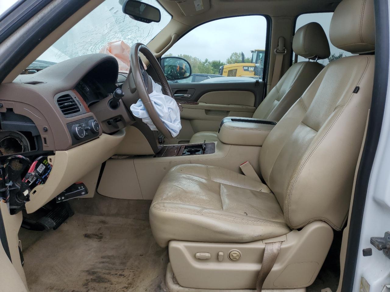 CHEVROLET TAHOE K1500 LTZ