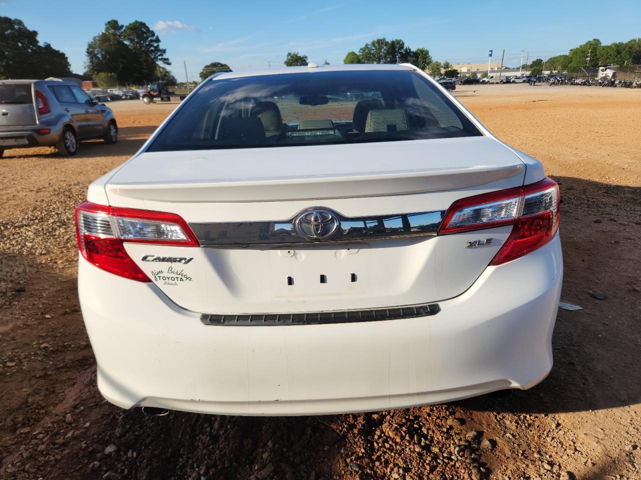 TOYOTA CAMRY SE