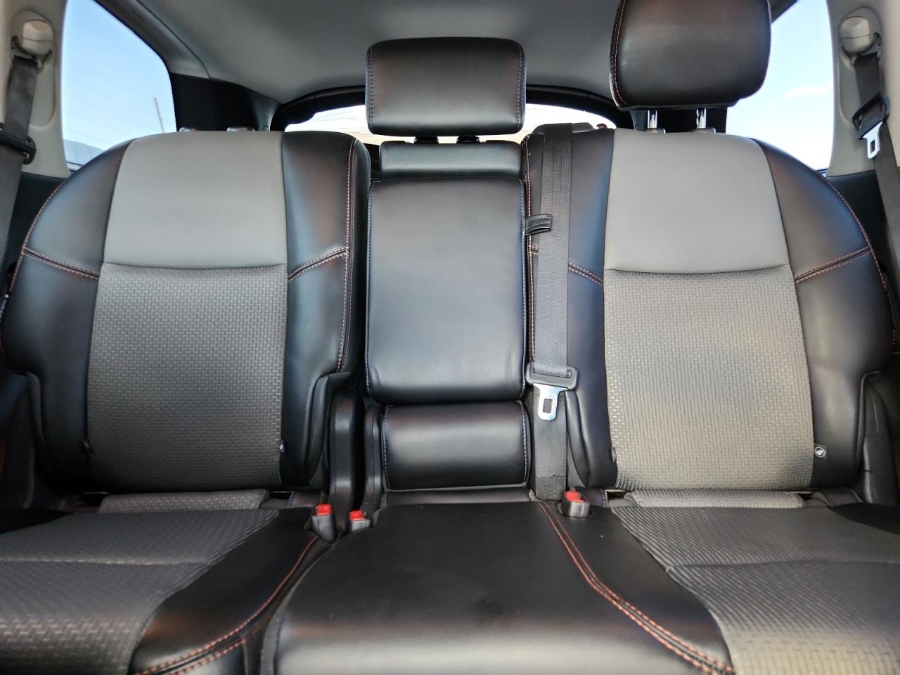 NISSAN PATHFINDER SV