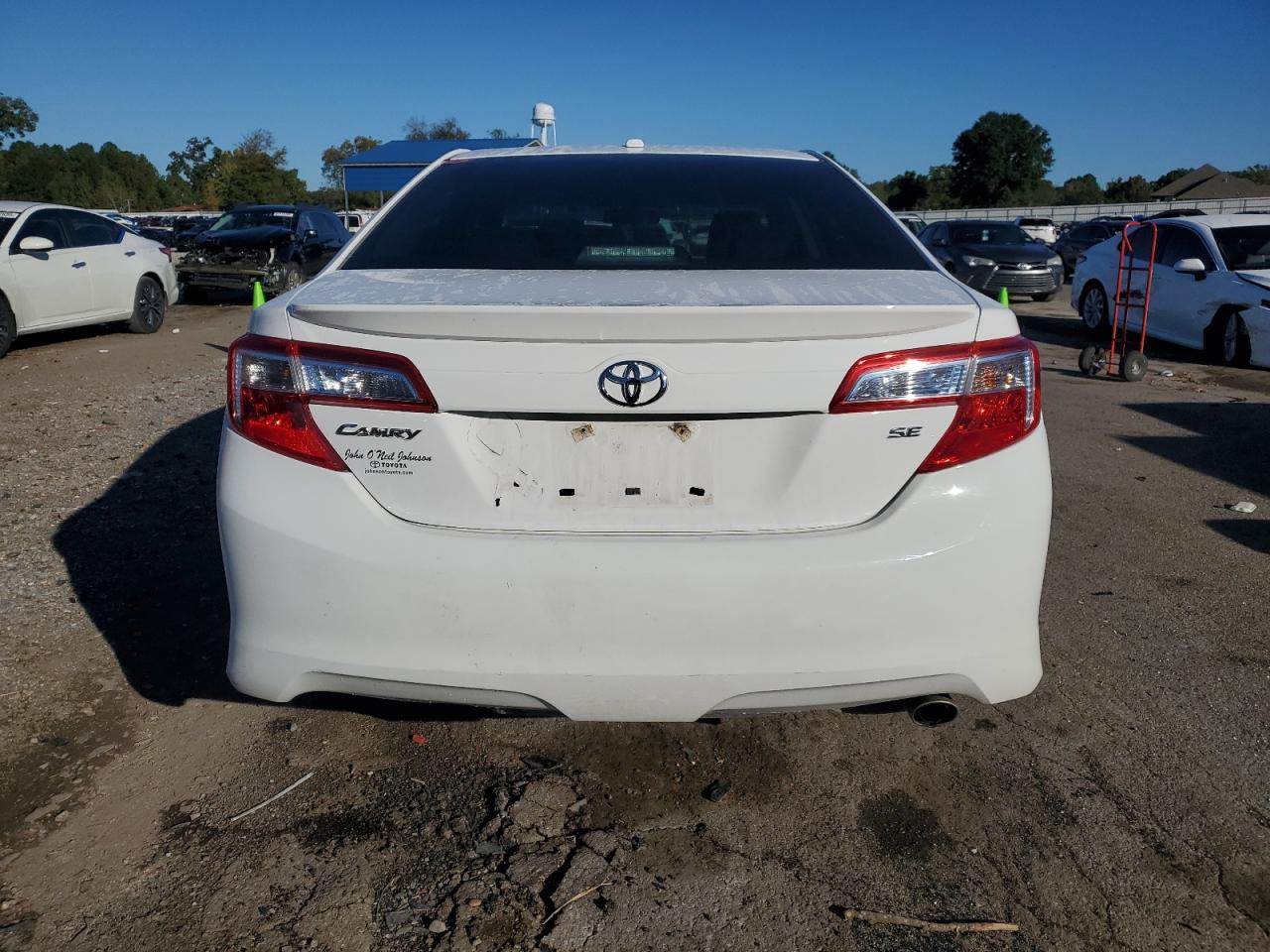 TOYOTA CAMRY BASE